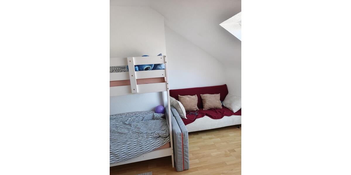 Dachgeschoßwohnung Kerpen Balkhausen - 3 Zimmer, 65 m&sup2;, 850&euro; | Angebot:26518377