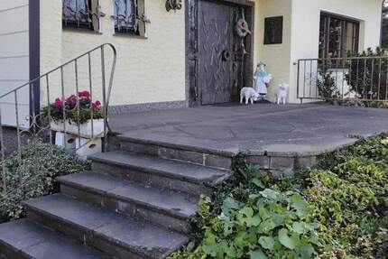 Haus Mechernich - 6 Zimmer, 138 m&sup2;, 339.000&euro; | Angebot:25823693