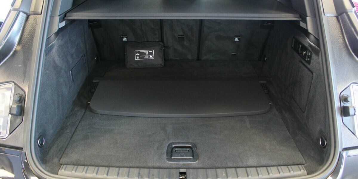 BMW iX xDrive50 35.740 km 52.980 &euro; Euskirchen 53881