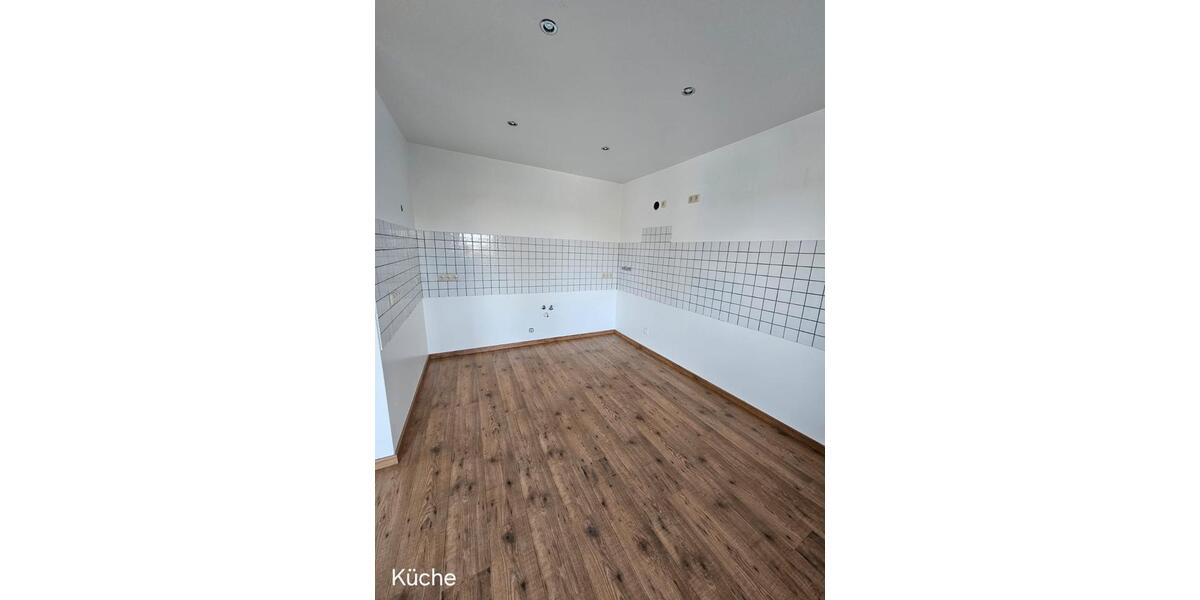 Etagenwohnung Düren Mariaweiler-Hoven - 2.5 Zimmer, 90 m&sup2;, 850&euro; | Angebot:25443963