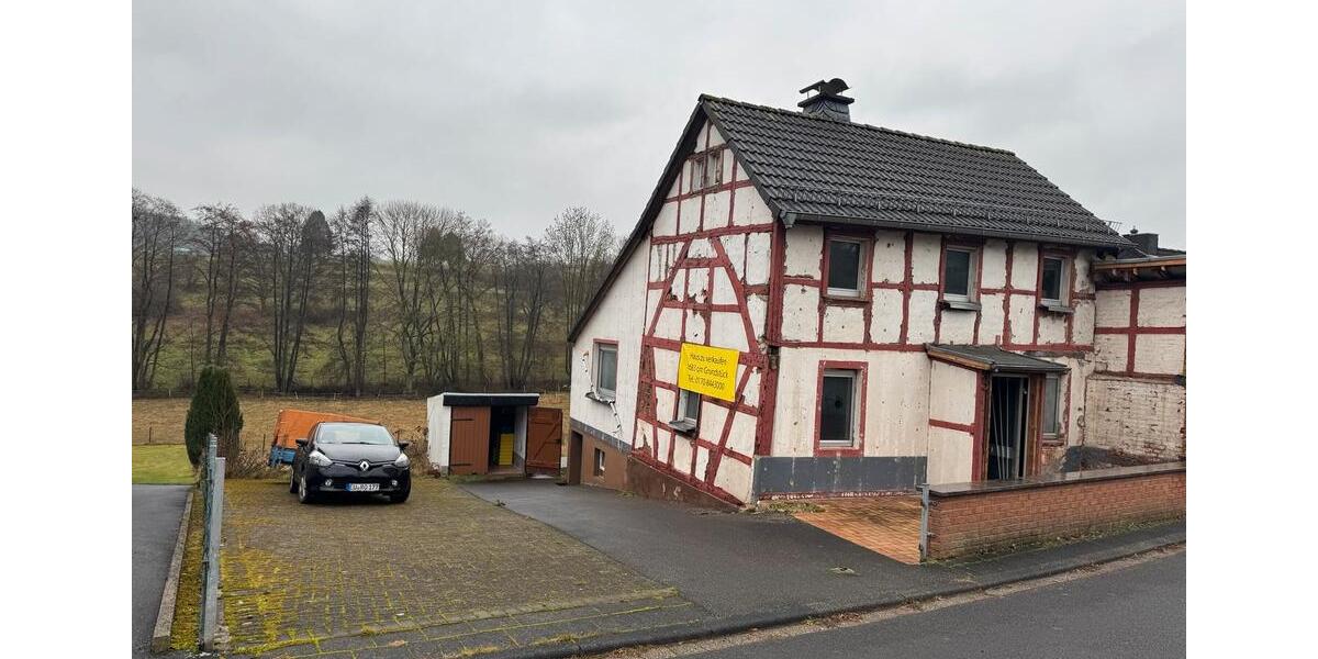 Einfamilienhaus Kall - 8 Zimmer, 20 m&sup2;, 85.000&euro; | Angebot:26680325