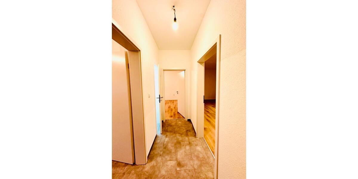 Dachgeschoßwohnung Eschweiler - 2 Zimmer, 68 m&sup2;, 660&euro; | Angebot:25982672