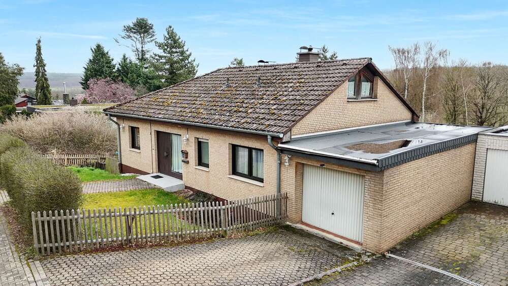 Einfamilienhaus Mechernich - 7 Zimmer, 169 m&sup2;, 385.000&euro; | Angebot:26760129