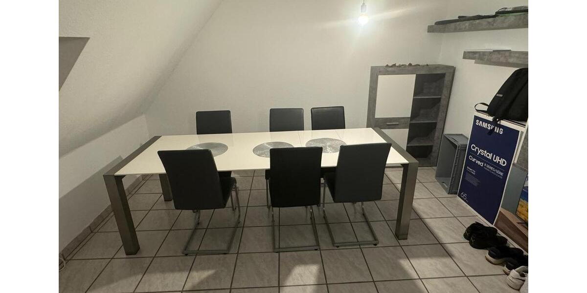 Dachgeschoßwohnung Aachen Aachen-Mitte - 6 Zimmer, 146 m&sup2;, 249.000&euro; | Angebot:25854088