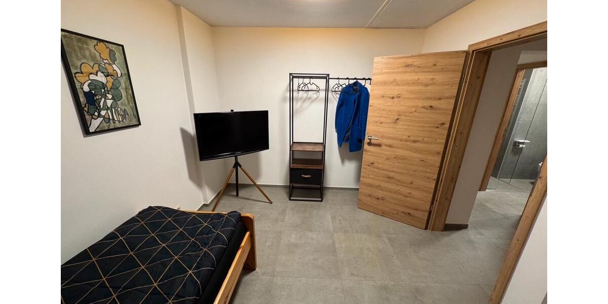 Dachgeschoßwohnung Eschweiler - 2 Zimmer, 45 m&sup2;, 1.300&euro; | Angebot:25173090
