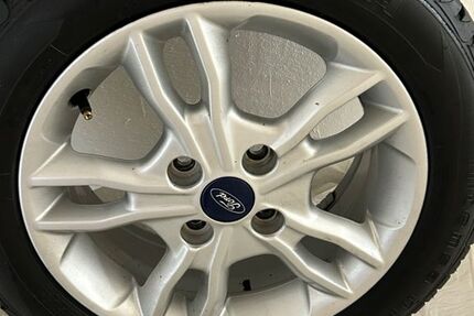 Ford Fiesta 106.554 km 4.200 &euro; Aachen 52080
