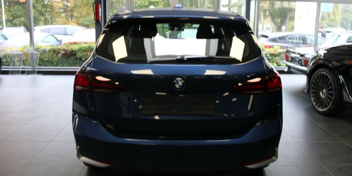 BMW 218 218d Active Tourer Aut. 89.998 km 21.980 &euro; Euskirchen 53881