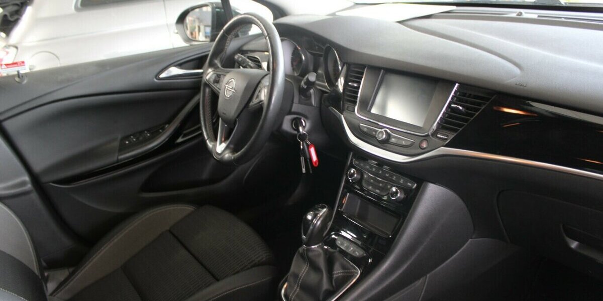 Opel Astra 1.2 Turbo Sports Tourer 84.590 km 10.980 &euro; Euskirchen 53881
