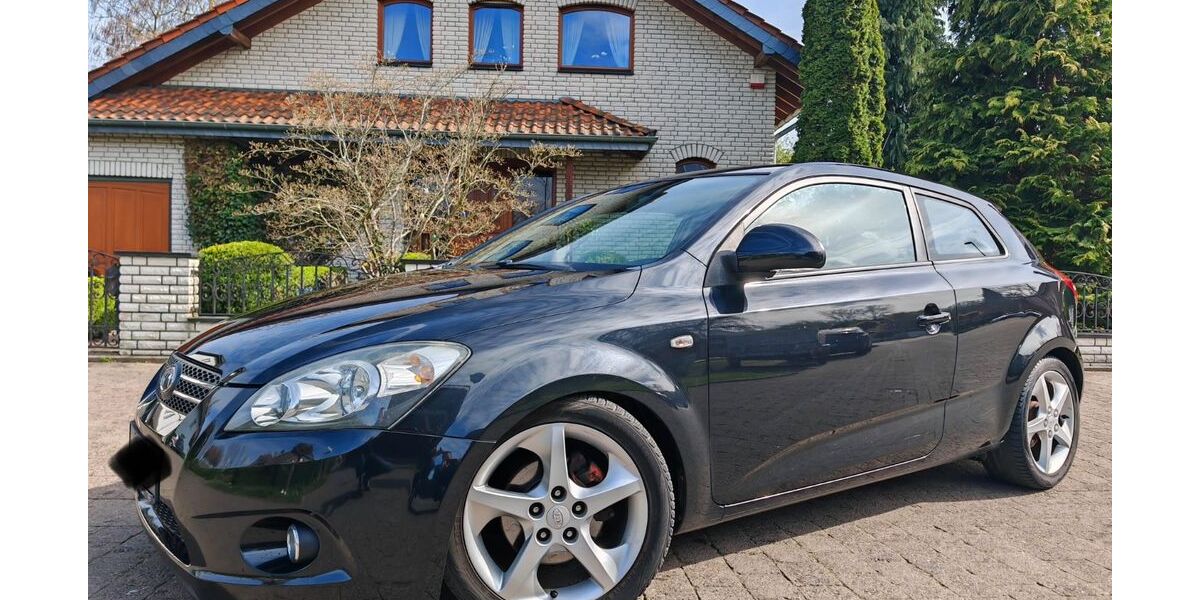 Kia ceed Sportswagon 142.000 km 3.299 &euro; Inden 52459