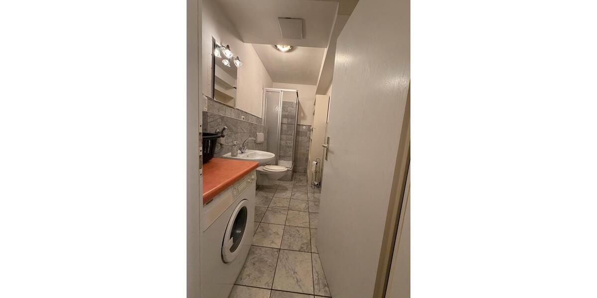 Etagenwohnung Hürth - 2 Zimmer, 60 m&sup2;, 2.500&euro; | Angebot:25861509