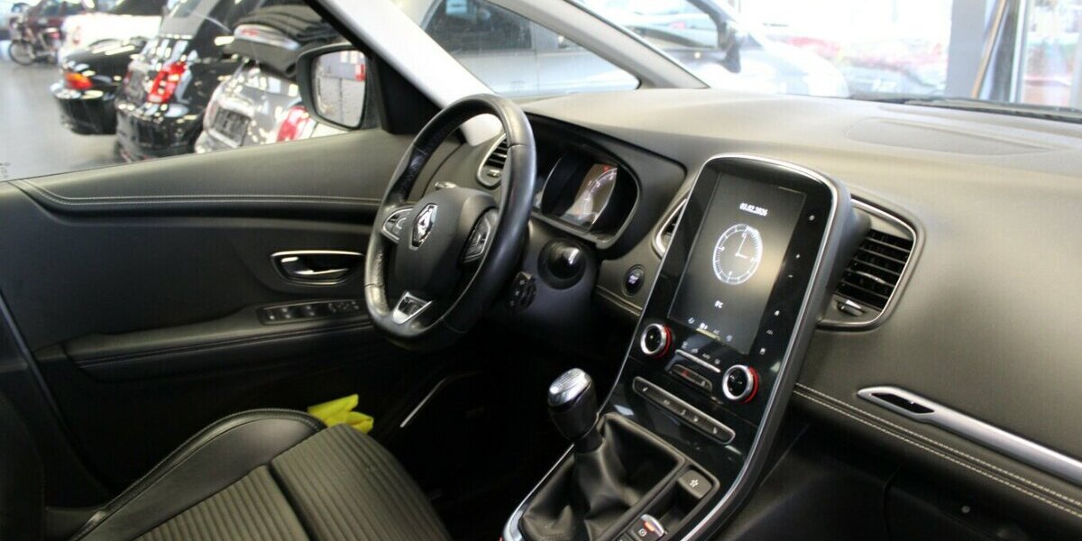 Renault Scenic ENERGY TCe 130 BOSE EDITION 52.334 km 12.980 &euro; Euskirchen 53881