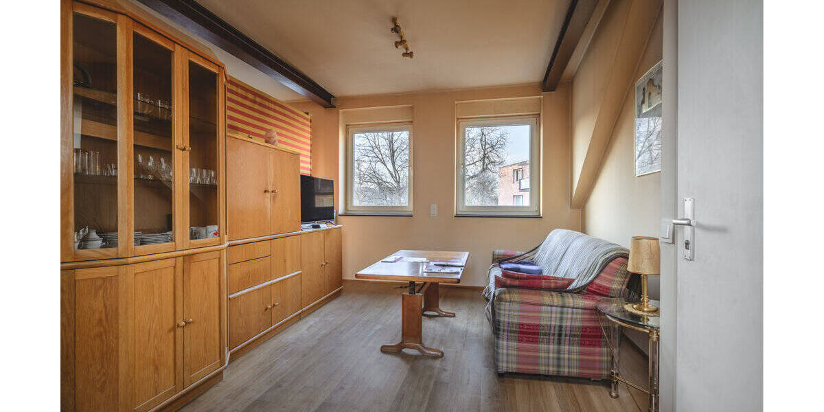 Reihenmittelhaus Stolberg - 9 Zimmer, 311 m&sup2;, 449.000&euro; | Angebot:26806794