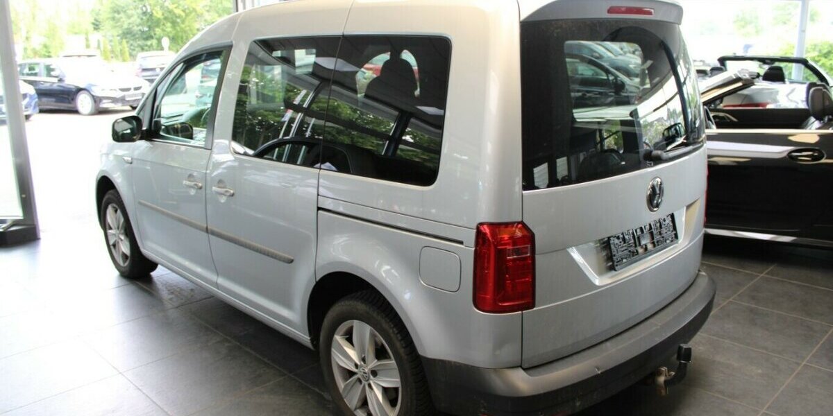 VW Caddy 2.0 TDI DSG Trendline - 5-Sitzer - 73.330 km 17.980 &euro; Euskirchen 53881