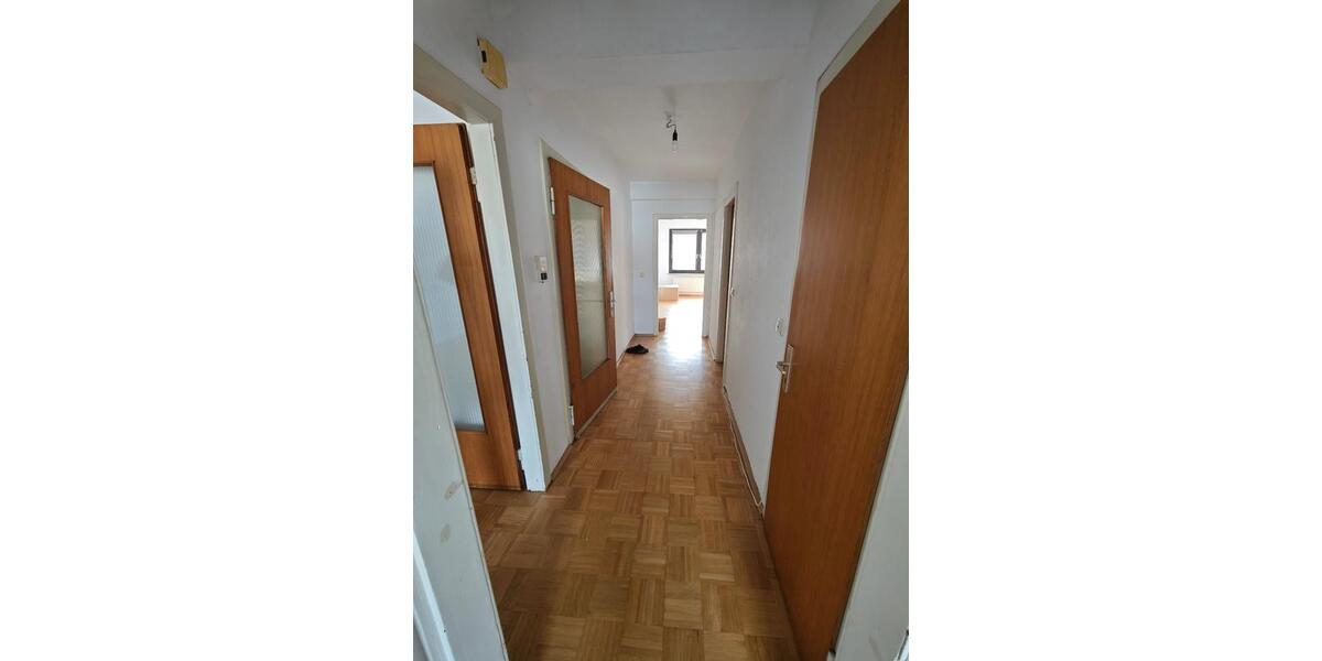 Etagenwohnung Aachen Aachen-Mitte - 3 Zimmer, 68 m&sup2;, 700&euro; | Angebot:25784095