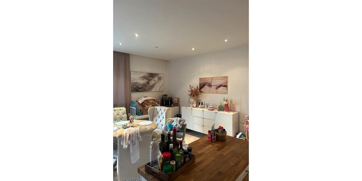 Etagenwohnung Aachen Aachen-Mitte - 2 Zimmer, 73 m&sup2;, 970&euro; | Angebot:25267798