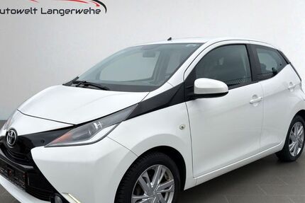 Toyota Aygo (X) 48.843 km 9.899 &euro; Langerwehe 52379