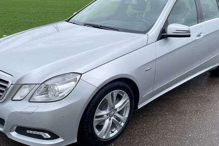 Mercedes-Benz E 220 119.340 km 13.900 &euro; Baesweiler 52499
