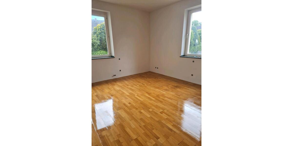 Erdgeschoßwohnung Jülich - 4 Zimmer, 120 m&sup2;, 1.300&euro; | Angebot:26512684