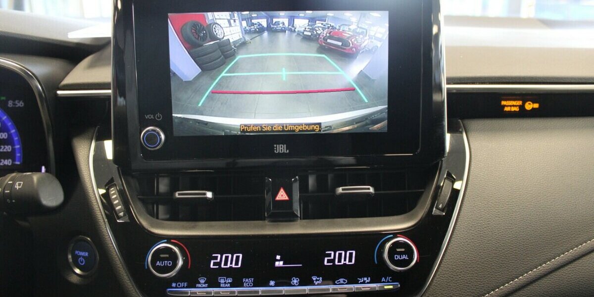 Toyota Corolla 2.0 Touring Sports Hybrid Team Deutschland 77.720 km 22.980 &euro; Euskirchen 53881