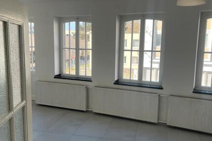 Wohnung Aachen Eilendorf - 3 Zimmer, 80 m&sup2;, 900&euro; | Angebot:25925565