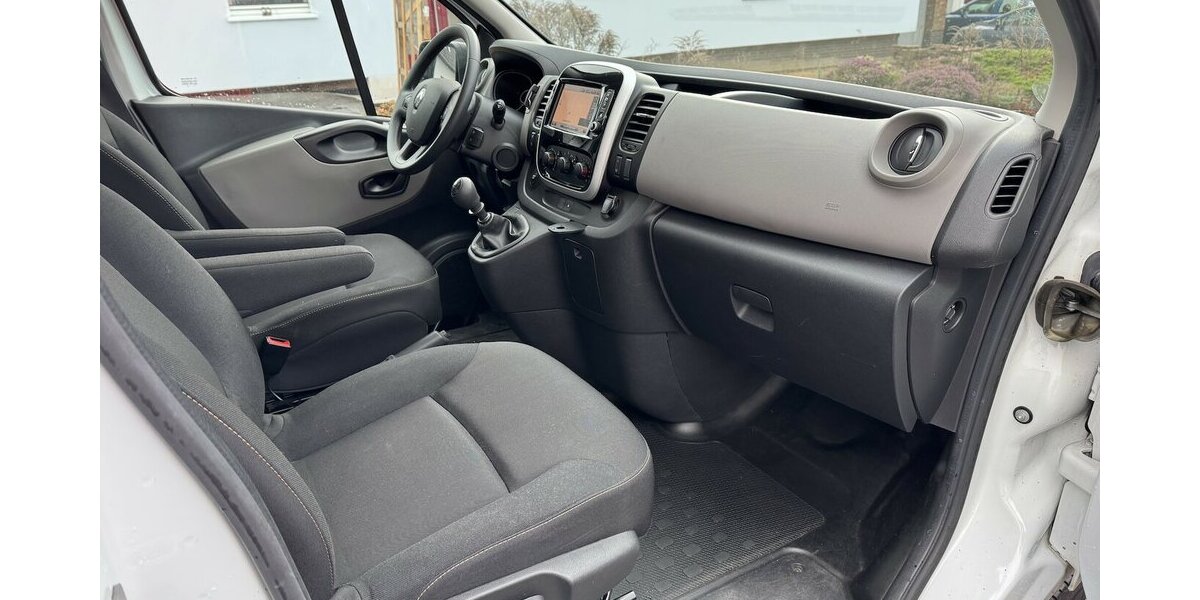 Renault Trafic L2H1 Klima Navi Sth. Regale/Schraubst E6 85.000 km 15.500 &euro; Erftstadt 50374