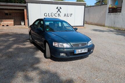 Honda Accord 226.000 km 2.500 &euro; Mechernich 53894
