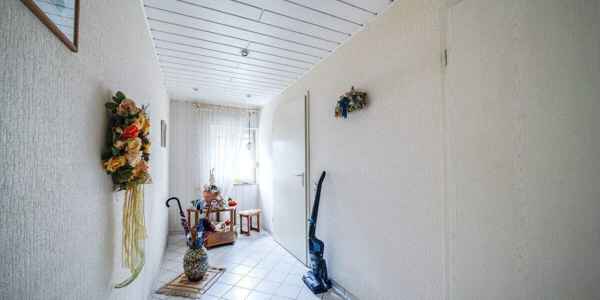 Mehrfamilienhaus, Wohnhaus Stolberg (Rheinland) Vicht - 6 Zimmer, 188 m&sup2;, 359.000&euro; | Angebot:25674571