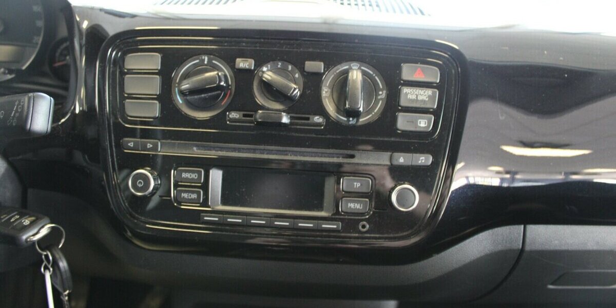 VW up! move up! 98.800 km 6.480 &euro; Euskirchen 53881