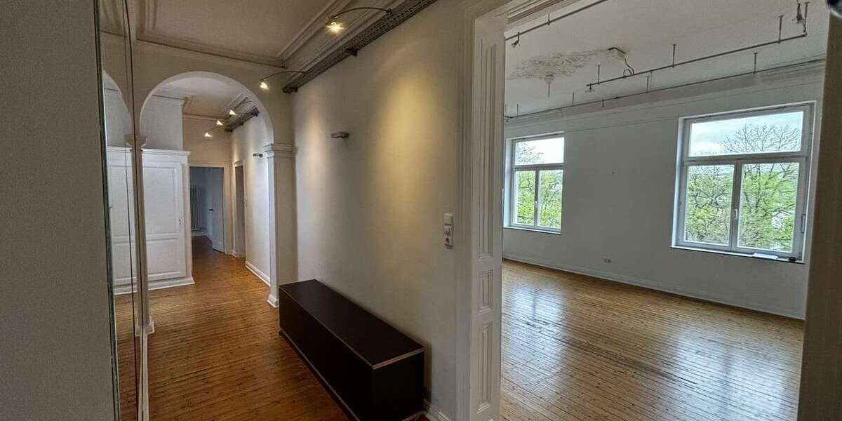 Etagenwohnung Aachen Aachen-Mitte - 4.5 Zimmer, 140 m&sup2;, 1.890&euro; | Angebot:26002603