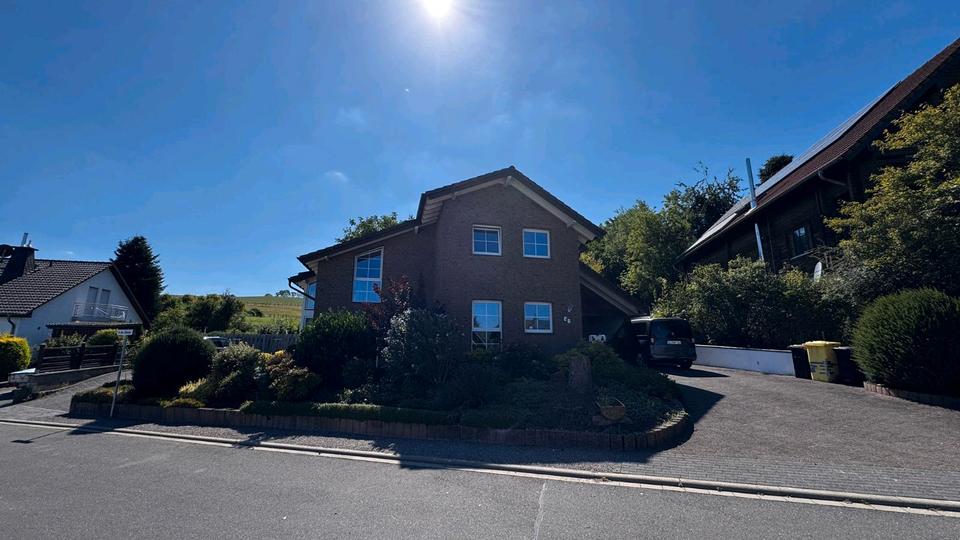 Einfamilienhaus Kall - 5 Zimmer, 303 m&sup2;, 560.000&euro; | Angebot:25992380