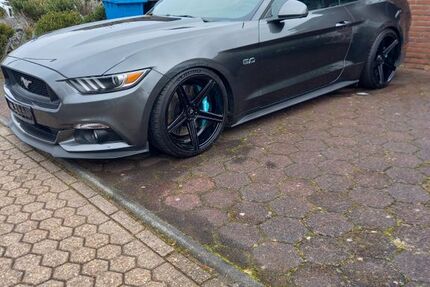 Ford Mustang 90.000 km 31.900 &euro; ERFTSTADT 50374