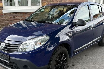 Dacia Sandero 85.000 km 3.490 &euro; Düren 52349