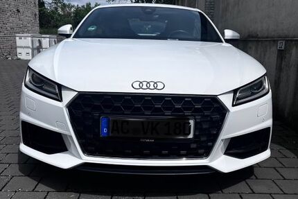 Audi TT 99.989 km 25.000 &euro; Baesweiler 52499