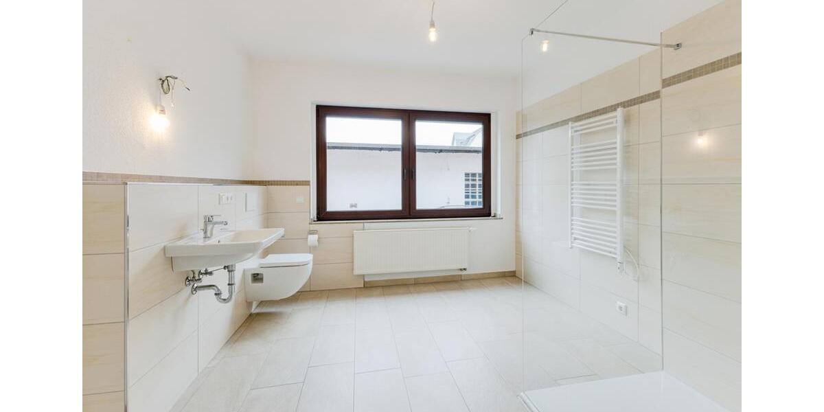 Erdgeschoßwohnung Erftstadt - 3 Zimmer, 100 m&sup2;, 980&euro; | Angebot:26565249