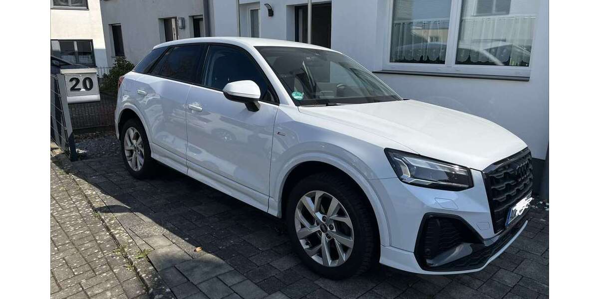 Audi Q2 9.500 km 27.300 &euro; Aachen, Stadt 52078