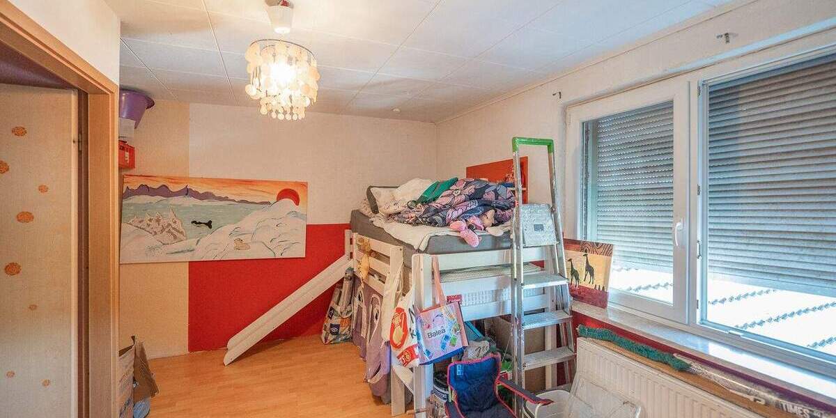 Mehrfamilienhaus, Wohnhaus Alsdorf - 9 Zimmer, 217 m&sup2;, 259.000&euro; | Angebot:25683987