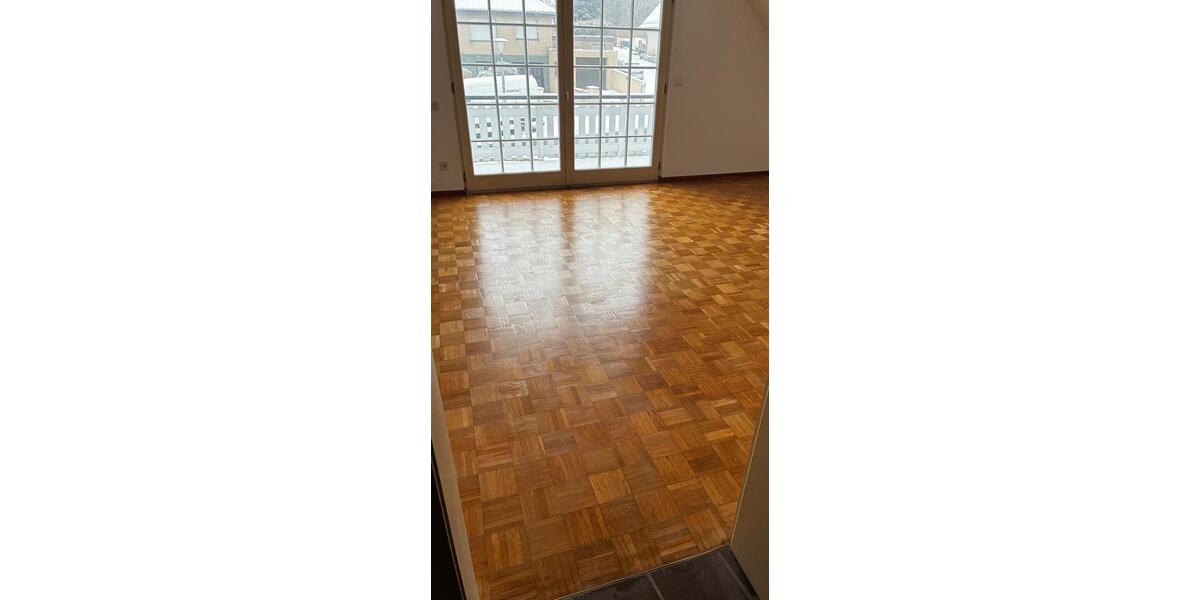 Villa Zülpich - 5 Zimmer, 270 m&sup2;, 2.600&euro; | Angebot:25416621