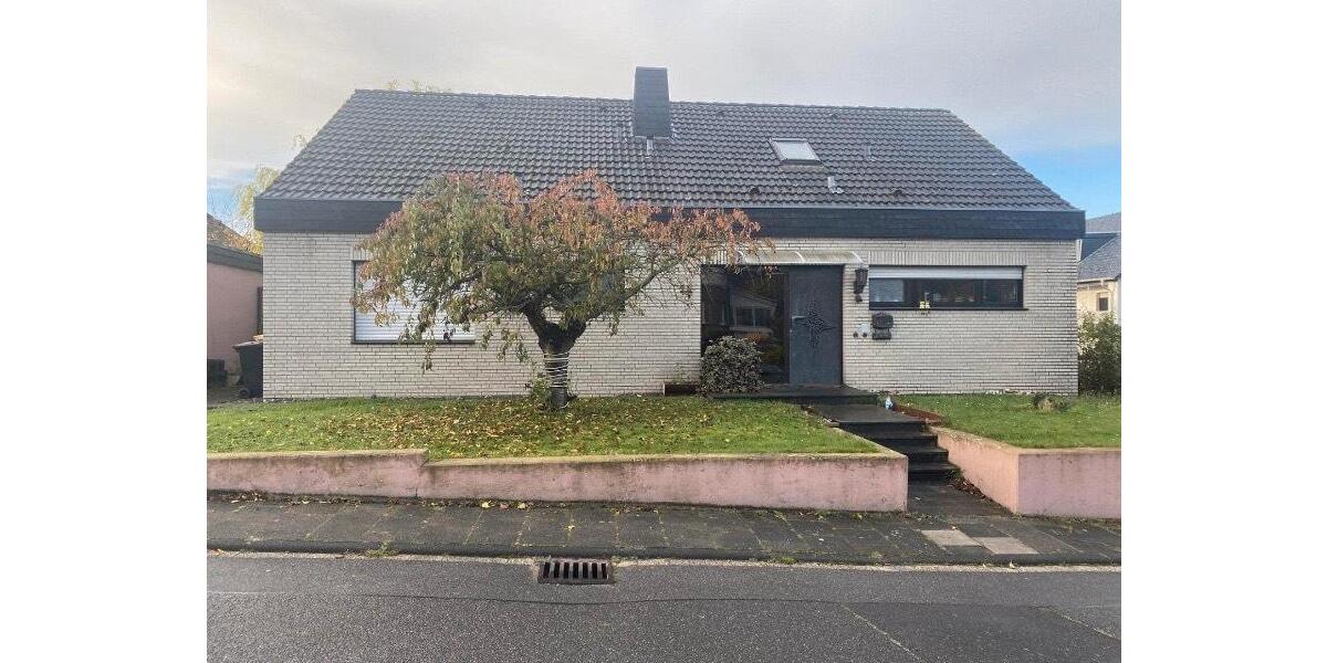 Einfamilienhaus Mechernich - 7 Zimmer, 244 m&sup2;, 579.000&euro; | Angebot:25144814