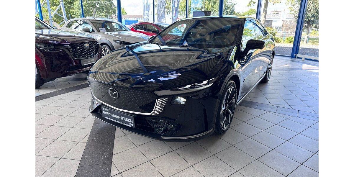 Mazda 6e 1.028 km 42.750 &euro; Übach-Palenberg 52531