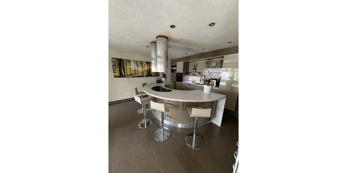 Reihenhaus Alsdorf - 7 Zimmer, 260 m&sup2;, 570.000&euro; | Angebot:26063326