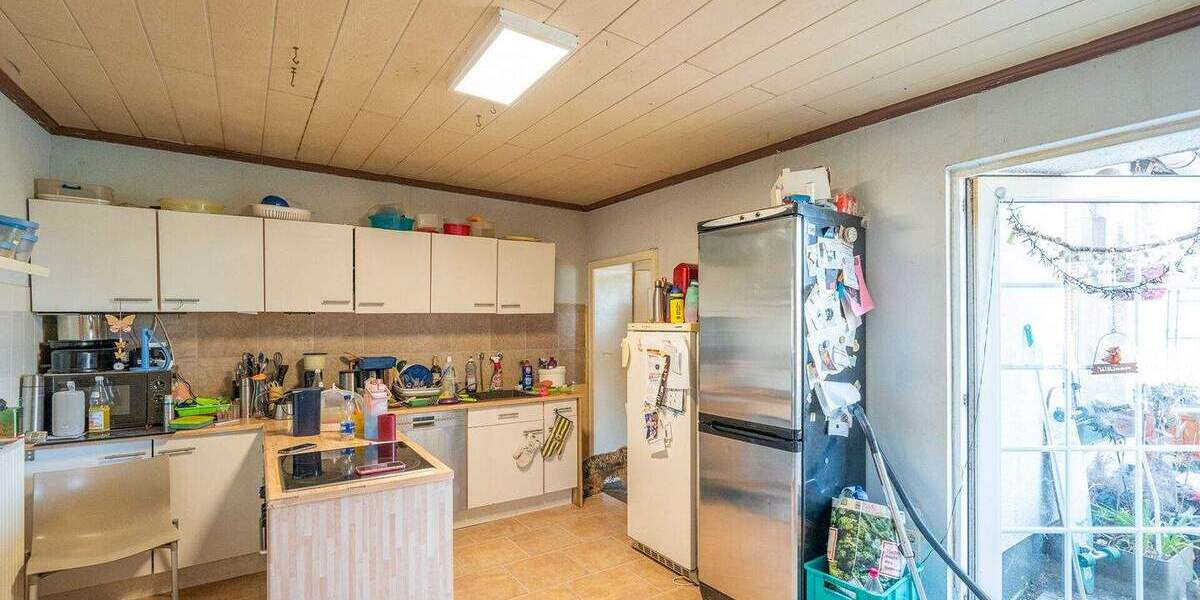 Mehrfamilienhaus, Wohnhaus Alsdorf - 9 Zimmer, 217 m&sup2;, 259.000&euro; | Angebot:25683987