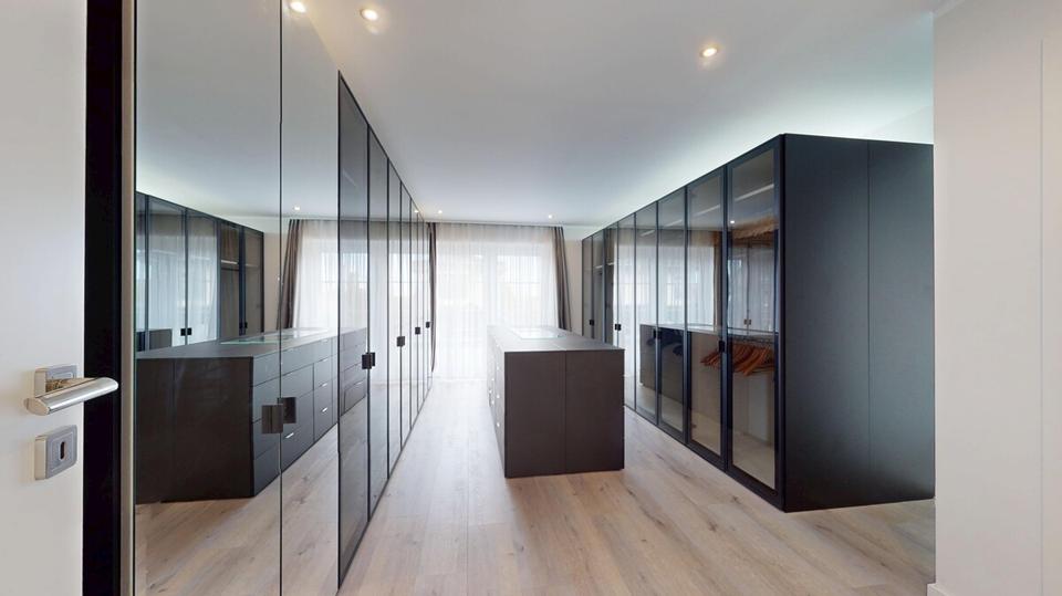 Einfamilienhaus Kerpen Buir - 5.5 Zimmer, 290 m&sup2;, 3.570&euro; | Angebot:25472480