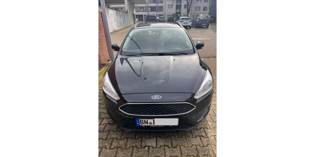 Ford Focus 118.000 km 7.950 &euro; Kreuzau 52372
