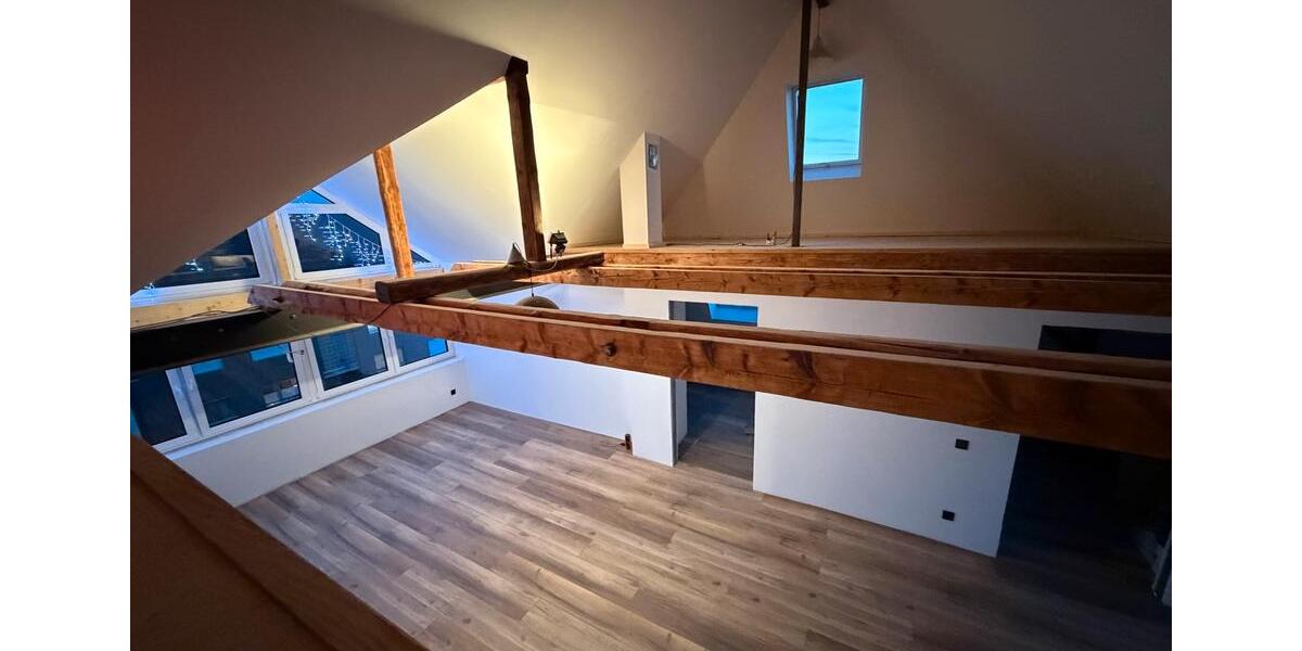 Dachgeschoßwohnung Baesweiler - 3 Zimmer, 85 m&sup2;, 1.200&euro; | Angebot:26627126