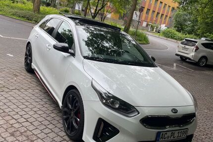 Kia ceed / Ceed 105.000 km 17.777 &euro; Aachen 52070