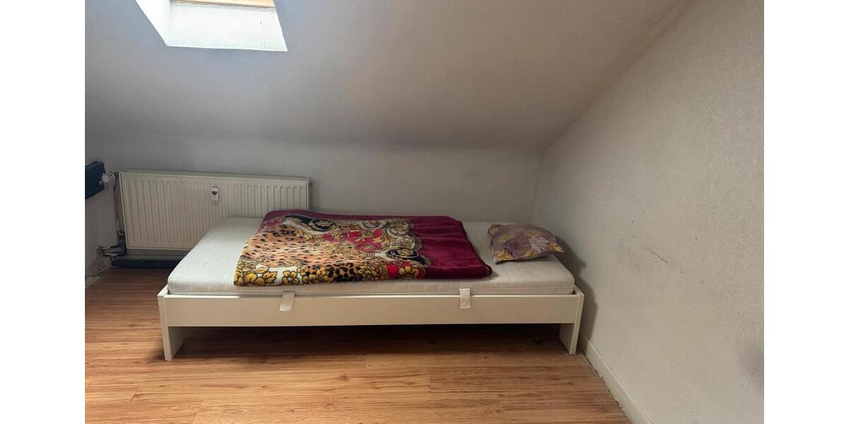 Dachgeschoßwohnung Alsdorf - 1 Zimmer, 1 m&sup2;, 425&euro; | Angebot:25909283