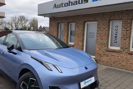 Lynk & Co 02 2.500 km 32.950 &euro; Übach-Palenberg 52531