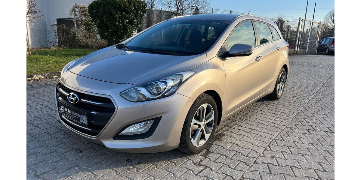 Hyundai i30 221.000 km 6.290 &euro; Eschweiler 52249