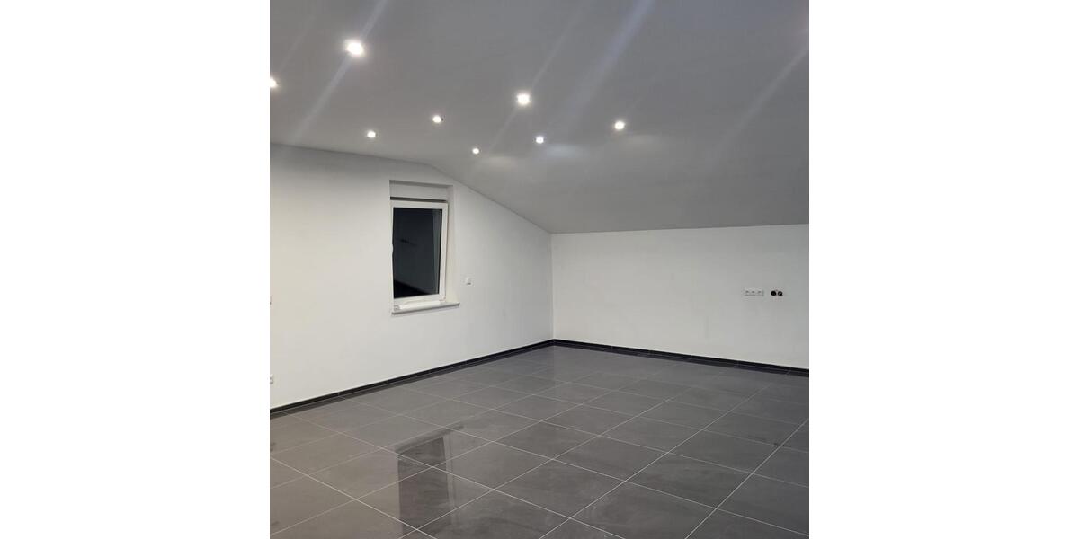Etagenwohnung Mechernich - 4 Zimmer, 100 m&sup2;, 1.000&euro; | Angebot:26618875