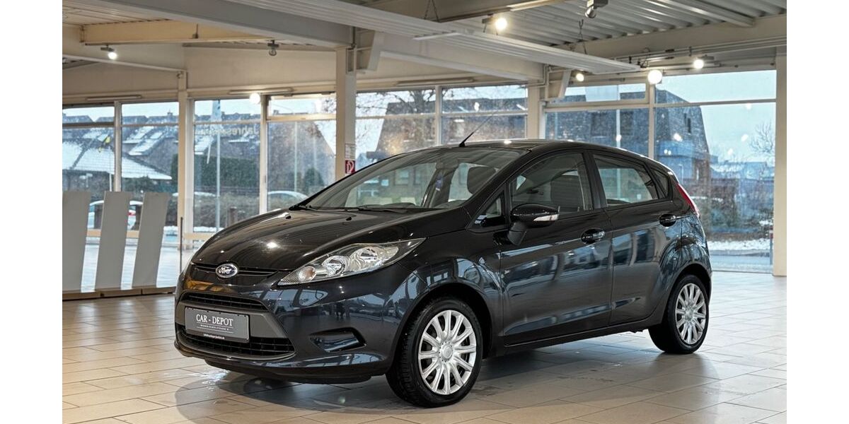Ford Fiesta 105.000 km 5.499 &euro; Inden 52459